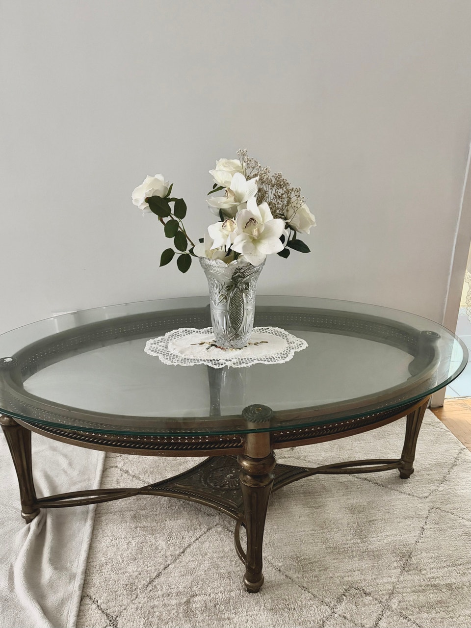 Round Glass Coffee Table | Coffee Tables | City of Toronto | Free local ...