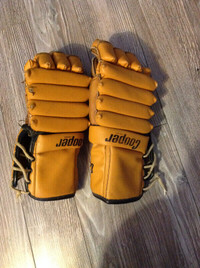 Vintage Cooper 28 Armadillo Thumb hockey gloves gants de hockey