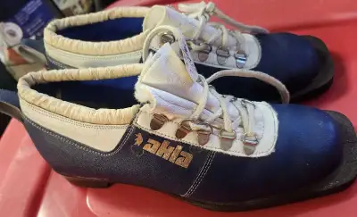 Akla Ski Boots, View more