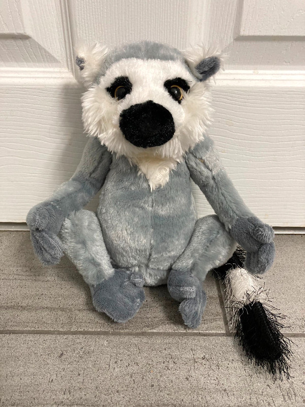 LIKE NEW - Ganz Webkinz Ring Tailed Lemur WITHOUT CODE for Sale in Garage Sales in Hamilton