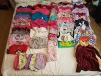 #5_Lot de vêtements pour fille 2 ans, ~90 items