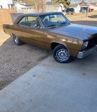 FOR SALE: 1975 PLYMOUTH VALIANT