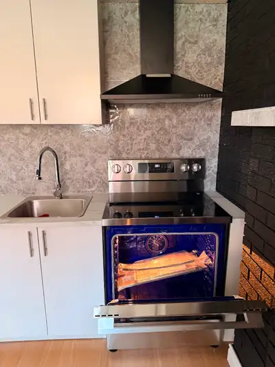 Feast your eyes with one of our Best units in Welland. It is a cozy 1 bedroom & 1 bathroom apartment...