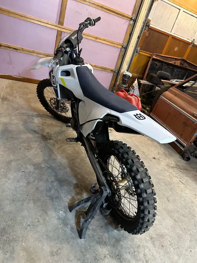 2022 husqvarna fc350 in Dirt Bikes & Motocross in Regina - Image 4