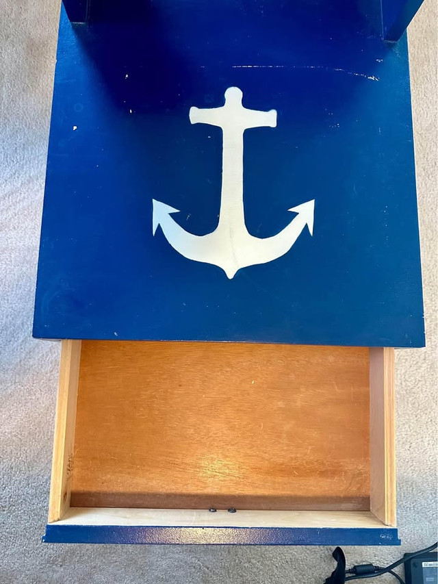 Nautical Side Table in Other Tables in Trenton - Image 3