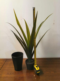 Faux Ikea Aloe Plant + pot