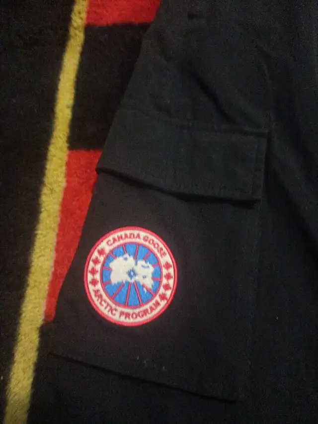 Canada goose ovo cargo pants in Men's in Oshawa / Durham Region - Image 3