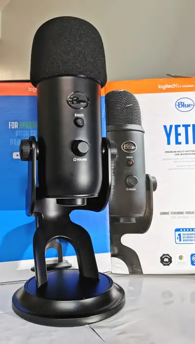Logitech Yeti Premium Multi-pattern USB microphone w/ BlueVO!C, View more