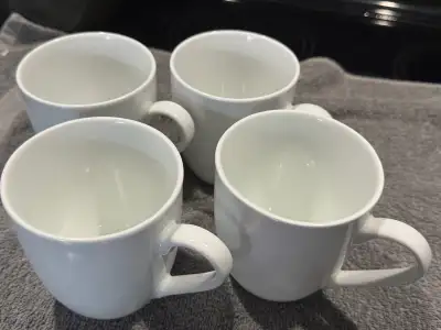 Set of 4 White ceramic mugs, View more