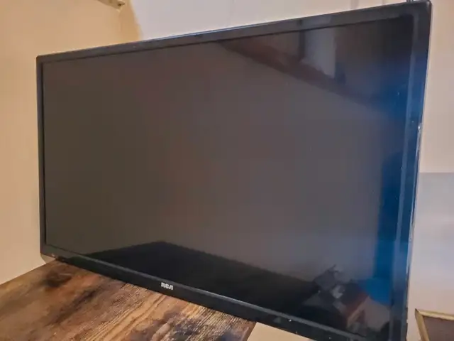 24 inch RCA LCD TV in TVs in Ottawa - Image 9
