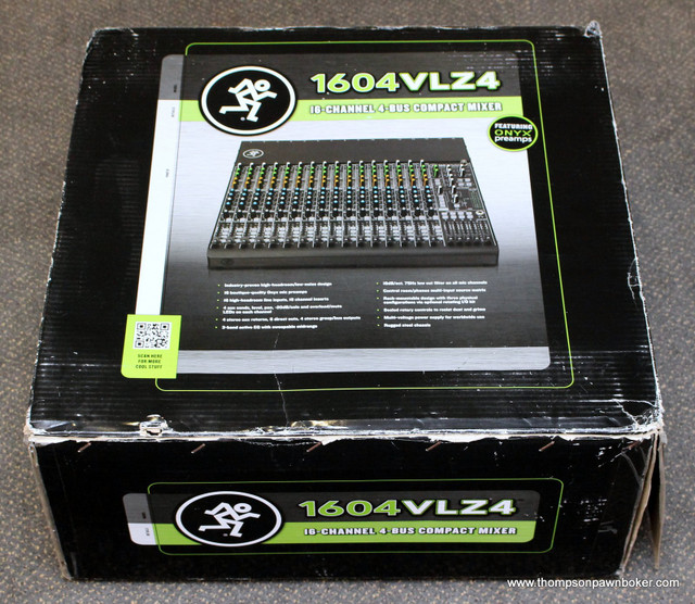 MACKIE 1604 VL24 MIXER & BOX (ONYX PRE AMPS) in Pro Audio & Recording Equipment in Hamilton - Image 3