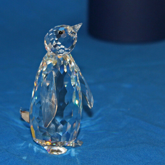 Swarovski Crystal  LARGE  PENGUIN in Arts & Collectibles in Thunder Bay