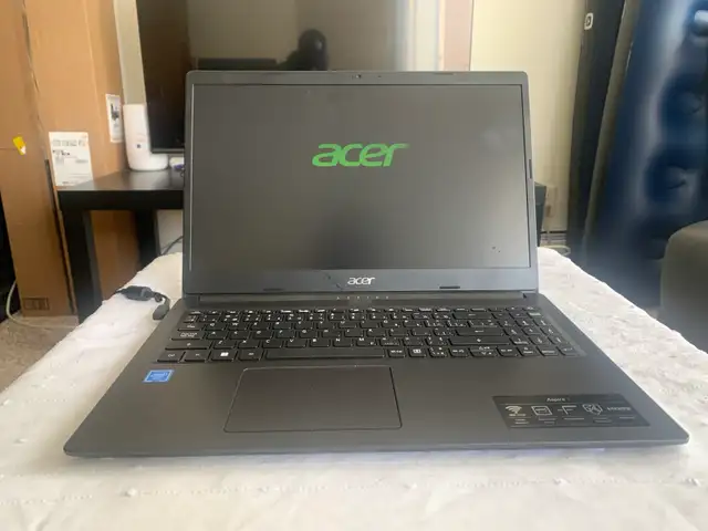 ACER ASPIRE ONE CHOME OS in Laptops in St. Albert - Image 4