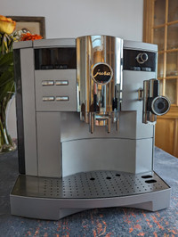 Jura S9 One Touch bean to cup espresso coffee Cappuccino machine