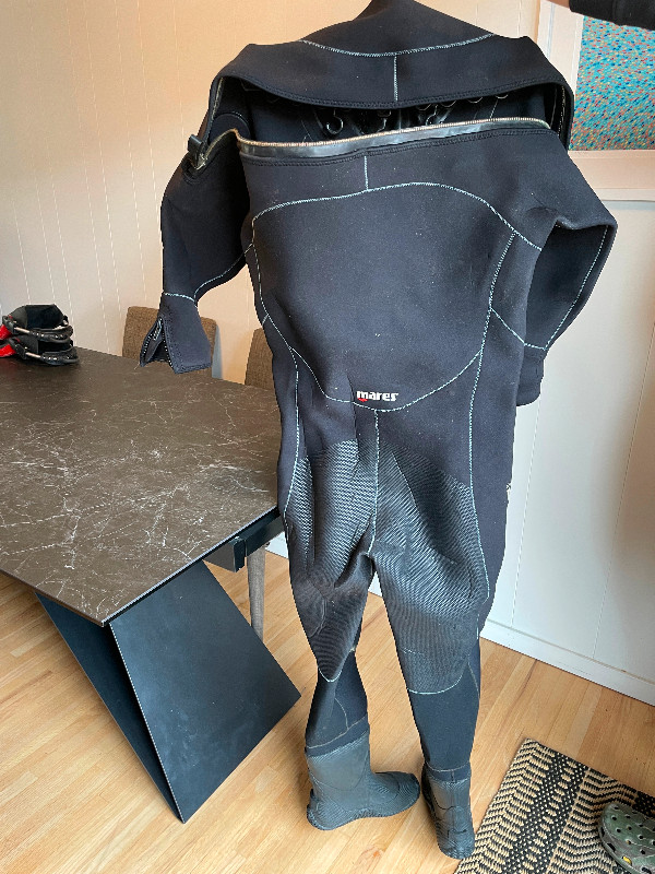 Mares neoprene drysuit in Water Sports in Tricities/Pitt/Maple - Image 2