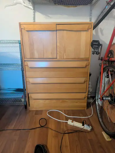 Commode gratuite free wardrobe, View more