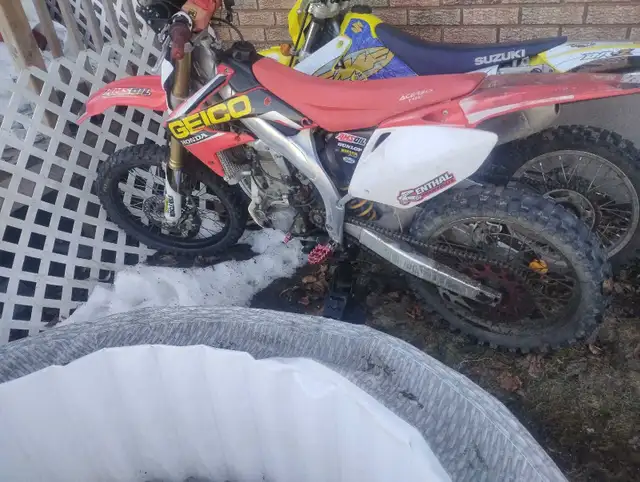 Honda CRF450R in Dirt Bikes & Motocross in Oshawa / Durham Region - Image 2