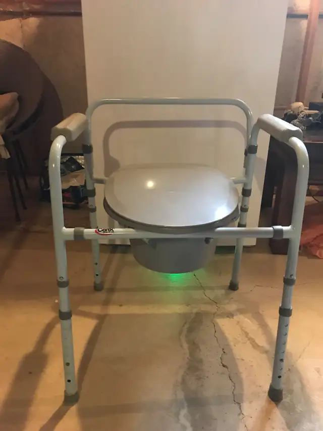 Carex 3-in-1 Folding Bedside Commode - Portable Toilet for Adult in Health & Special Needs in London - Image 2