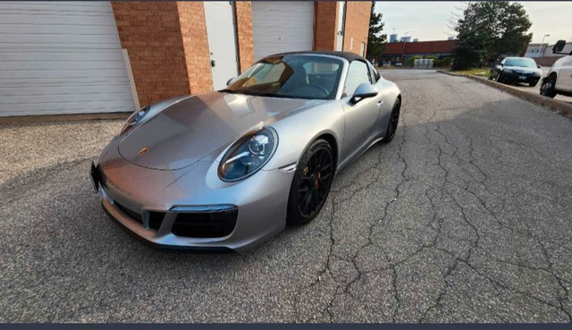 2019 Porsche 911 Targa GTS manual low kms in Cars & Trucks in City of Toronto - Image 4