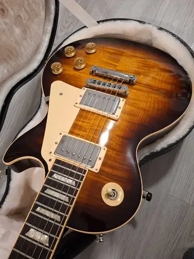 gibson les paul traditional in Guitars in Ontario | Kijiji