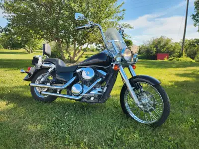 This is a very comfortable bike to ride, looks good sounds good , reliable ! Has a 21" custom fitted...