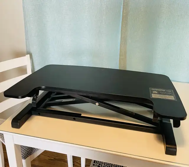 Flex spot Desk in Other in Dartmouth - Image 4