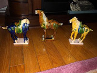 ❤️Tang Sancai style / Majolica style horse figurines  - Old -