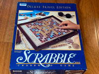 SCRABBLE Deluxe Travel Edition Crossword Game 1990 WOOD TILES