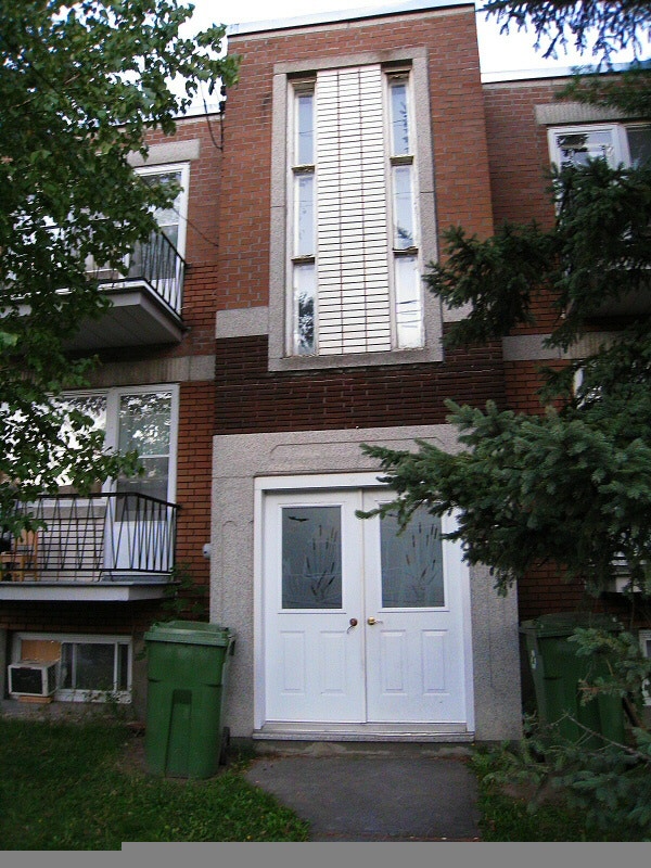 5½ Apt, renovated, formerly owneroccupied (LaSalle) Locations longue