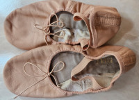 ballet shoes/slippers, real leather, professional brand "Bloch”