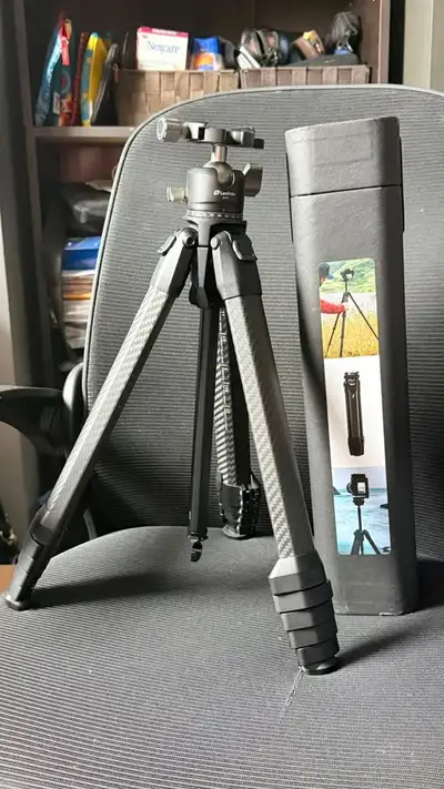 Peak Design Travel Tripod Carbon Fibre + LeoPhoto LH30 Head, View more