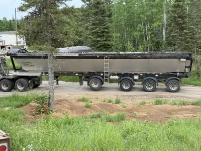 48’ pit boss live bottom with a brand new chain and belt and fresh safety ready to go to work! 807-6...