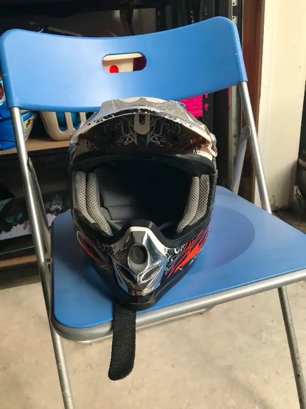 Two CKX dirt/mountain bike helmet62863732355841122