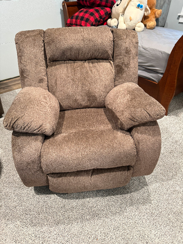 Ashley power recliner rocker with usb charger . in Chairs & Recliners in Truro - Image 2