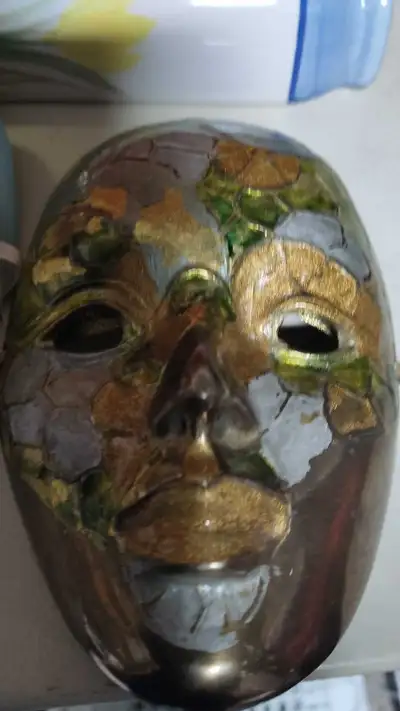 Beautiful decorative mask and a few other items, View more