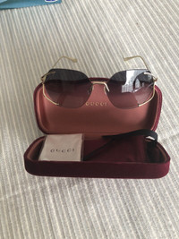 Gucci Sunglasses, Model GF0651S