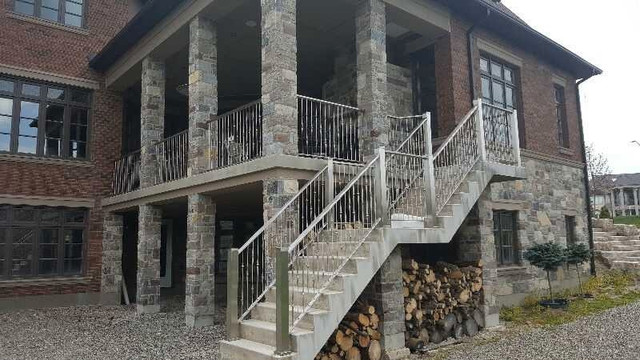 Custom railings, gates and window well covers  in Decks & Fences in Oakville / Halton Region - Image 2