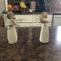 2 Willow tree figurines.  $15 ea. In excellent condition. 