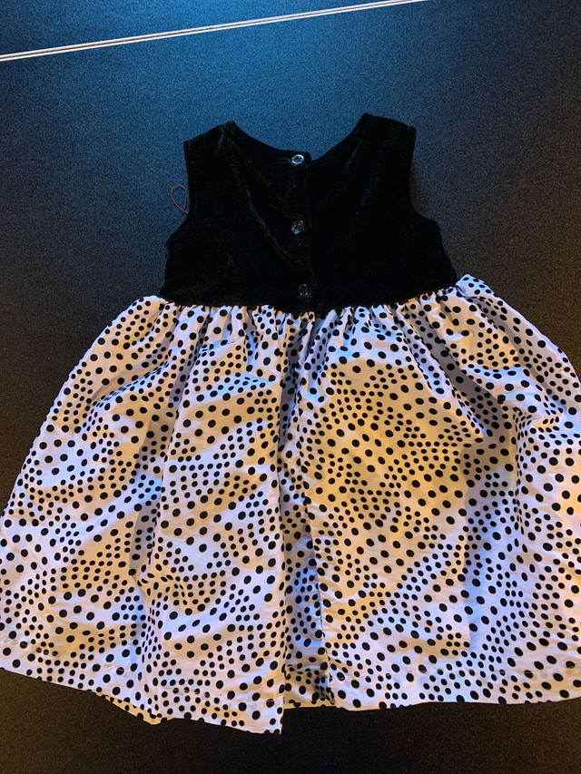Girls size 24 month dress - like new! in Clothing - 2T in London - Image 3