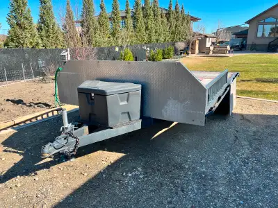 LED lights/3500lb axle/marine grade plywood deck/new mud-flaps/all 3 wheels and tires new / springs...