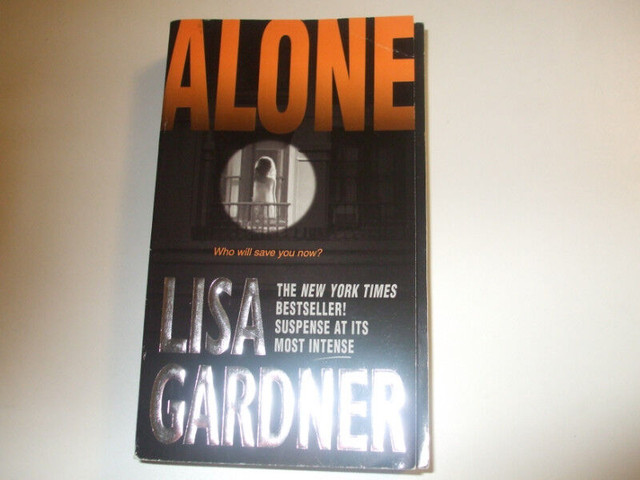 Alone by Lisa Gardner in Fiction in Cambridge