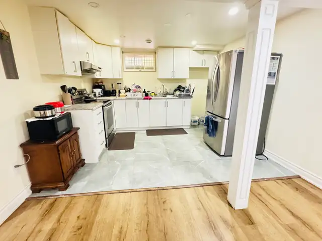 Private ROOM FOR RENT (girls only) in Room Rentals & Roommates in St. Catharines - Image 5