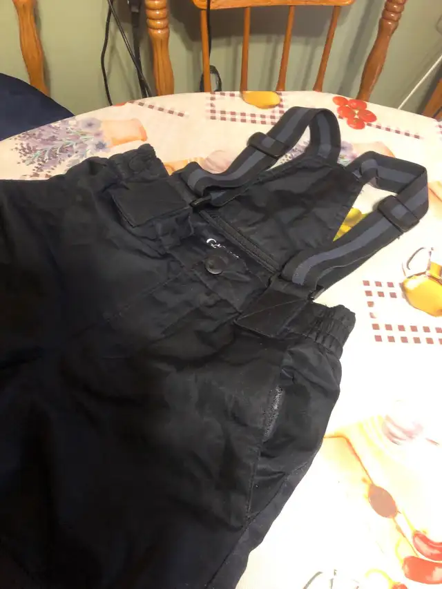 pantalon de neige pour enfant gr: Small  in Kids & Youth in Longueuil / South Shore - Image 4
