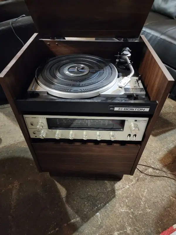 Vintage toshiba Stereo loudspeakers Record player AMP Boston con in Stereo Systems & Home Theatre in Oakville / Halton Region - Image 5