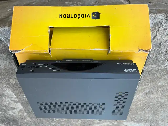 Vidéotron 4K Digital Decoder in Perfect Condition64739293521539122