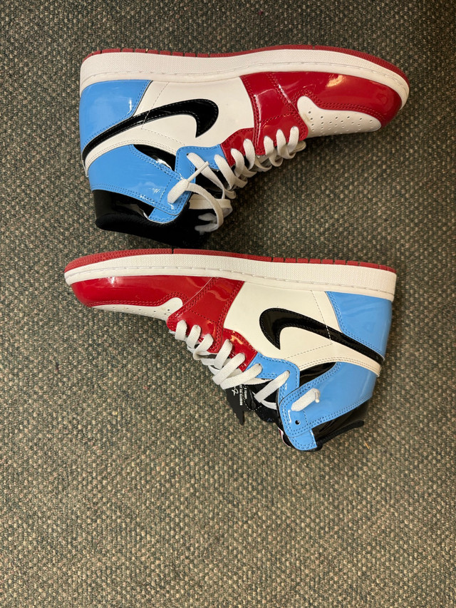 Jordan 1 fearless UNC to Chicago  in Men's Shoes in Oakville / Halton Region - Image 2