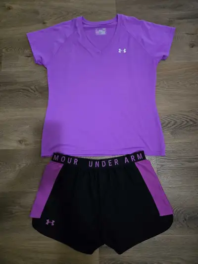 Womens Under Armour T Shirt & Shorts, View more