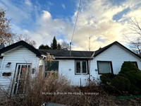 4 Bed Sheppard Ave W / Old Forest Rd