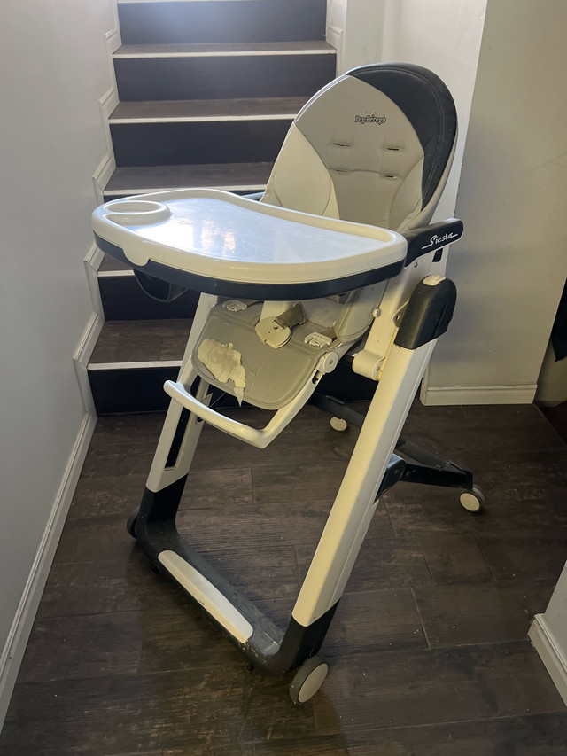 peg perego high chair in Feeding & High Chairs in Oakville / Halton Region