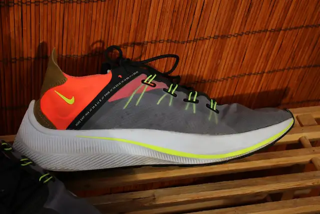 Nike running shoes men’s size US 11 or EU 45 or UK 10 NIKE EXP-X in Men's Shoes in City of Toronto - Image 11